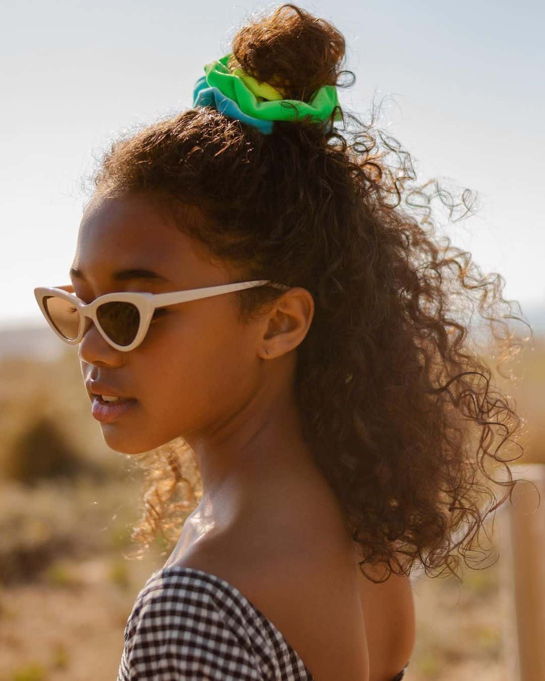 Protéger les cheveux des enfants des perturbateurs endocriniens